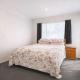 Comfy Raglan Base - Walk to Beach and Village - Roberts St - Family Home Upstairs, Raglan (fotografie 9)