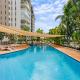 Oceanview Resort Stay with Pool & Tropical Sunsets, Darwin (zdjęcie 4)