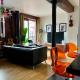 2 Bed Duplex Penthouse Apartment by Mathew Street Sleeps 6, Liverpool (photo 9)