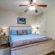 Top-Floor Balcony & Serene Views: Huddleston Condo, Huddleston (fotografie 2)