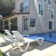Luxury 5BR Villa w Pool & Beach Access Ayvalık, Ayvalık