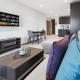 Purple Studio Suite - Central London - Near Station, London (photo 10)