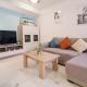 SeaHomes Vacations - Sabanell Dreamplace apt with PKG, Blanes (fotografie 5)