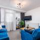 Spacious and Modern 4 Bed Apartment next to Borough Station, Londyn