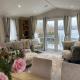 Lakeside Bliss with Fishing Peg and Hot Tub, Tattershall (foto 4)