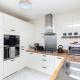 Kirkstall by Alt-Stay Contractor Accommodation - 4 Bed Contractor Home With Parking, Wi-Fi & Full Kitchen - Ideal For Long stays, Wakefield (fotografie 3)