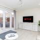 Kirkstall by Alt-Stay Contractor Accommodation - 4 Bed Contractor Home With Parking, Wi-Fi & Full Kitchen - Ideal For Long stays, Wakefield