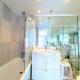 Skol 709 Duplex 1 Bedroom in Skol Marbella with Gibraltar and Sea Views, Marbella (foto 7)