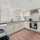 6 BR 4 Bath Central Worcester Sleeps 12, Worcester (fotografie 4)