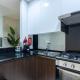 HomesGetaway - Contemporary1 BR apartment in J One Residence, Dubái (foto 8)