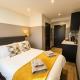 Luxury 1 Bed Riverside Apartment with Air Conditioning, London