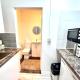 Ensuite Apartment with small Kitchenette, Private Bathroom and Parking, Ilford (foto 3)
