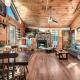 Smokies Cabin with Backyard for Dogs & Arcade, Sevierville (fotografie 10)