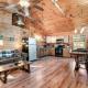 Smokies Cabin with Backyard for Dogs & Arcade, Sevierville (fotografie 3)