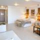 Airport Residence - Across from Otopeni Airport, Otopeni (foto 2)
