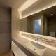 Ishiki by b hotel - Next to Station Newly Renovated 3BR with Island Kitchen, Hiroshima (foto 9)
