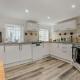 3 Bed in Bognor Regis oc-93447, Bognor Regis (photo 10)