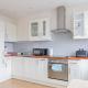 Bright and Airy 1BD Flat in North London, London (photo 2)