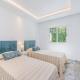 Friends & Family Well presented apartment located in La Dama de Noche, Marbella (foto 2)