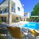 Villa Bellissima Malinska - Privater Pool, 4 Schlafzimmer, ruhige Lage