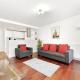 2 Bedroom Apartment Short Term Rental & Flexible Renting Shoreditch with Free WiFi & Balcony, Londra (foto 8)