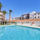 1 bed apartment with sea view