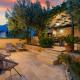 Casa ol'Bol - Modern Apartment with Seaview and Private Large Backyard
