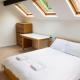 Character Cottage with Private Parking in Central Leeds, Near LGI, Leeds (photo 4)