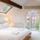 Character Cottage with Private Parking in Central Leeds, Near LGI, Leeds