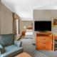 Prairie Crest Red Deer by IHG, Red Deer (photo 6)