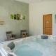 Logement charme provençal, Cabannes