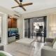 Lagoon Breeze - Beachside Living with Resort Perks, Trinity Beach (foto 7)
