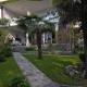 Neli & Zaal Guest House, Telawi