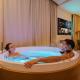 Love Room Strasbourg, Suite Ibiza, Balnéo & Sauna, Strasburgo