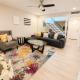Julep by AvantStay Stylish 9 BR Estate w Mid-Century Modern Decor, Phoenix (zdjęcie 3)