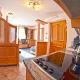 Hammele Appartements, Scena