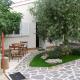 Leca- small house