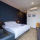 OMG Hotel, Simpang Ampat