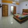 Гостевые дома - Баньюванги, Latansa Homestay