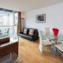 Apartments - London, Trendy 1 bed in the City w/ balcony sleeps 4
