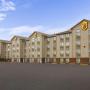 Hotels - Fort Nelson, Super 8 by Wyndham Fort Nelson BC