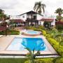 Case vacanze - Armenia, Chalet La Masia Finca Hotel