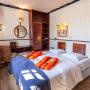 Szállodák - Brugge, Boat Hotel De Barge