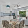 Ferienwohnungen - Palm Cove, Couples private spa beach getaway