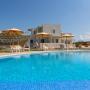 Nyaralók - Alikó-part, Pyrgaki Sun & Moon Villas & Suites