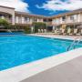 Hotels - Kelowna, Super 8 by Wyndham Kelowna BC