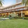 Rezorty - Bangalore, Royal Orchid Resort & Convention Centre