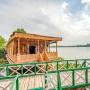 Imbarcazioni - Srinagar, 1 BR Houseboat in Nageen Lake, Srinagar (BD5A), by GuestHouser