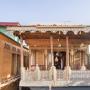 Botely - Šrínagar, 1 BR Houseboat in boullvard road, Srinagar (B4F1), by GuestHouser