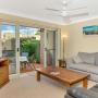 Ferienwohnungen - Brisbane, Superb + Convenient 2 Bedroom Courtyard Apartment